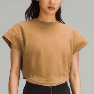 LULULEMON HEAVYWEIGHT COTTON MOCK-NECK T-SHIRT. SIZE: L. BOLD BEIGE.